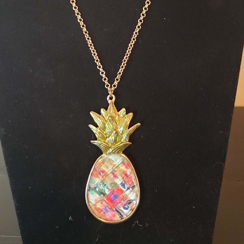 Cute Pineapple Pendant Necklace
